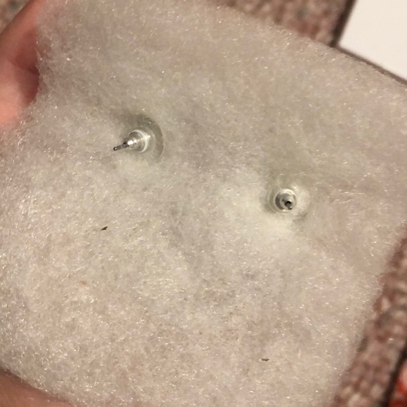 Prom earrings - Picture 3 of 3